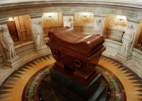 tombeau cendres de napoléon aux invalides de paris