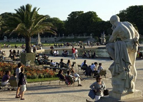 jardin du luxembourg statues paris